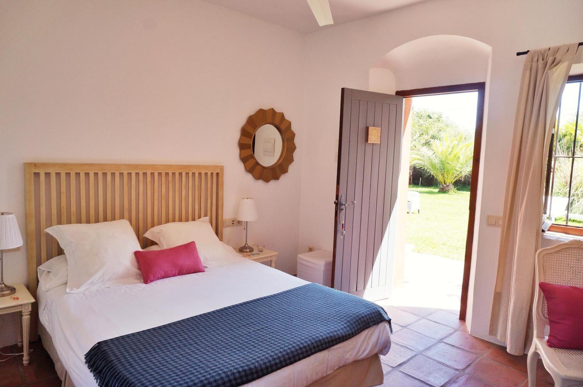 Cortijo El Pozuelo Guest House Tarifa Rom bilde